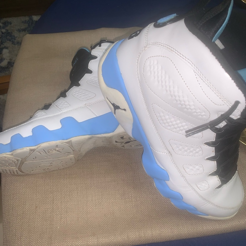 Air Jordan 9 Retro “Powder Blue” 2010 Men’s Size 10